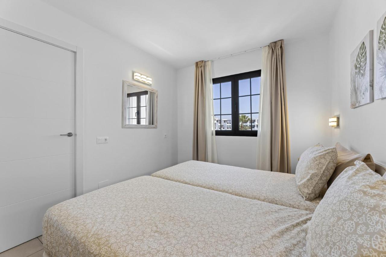 Appartamento Casahost Bastian Boutique I Seaview Costa Teguise Esterno foto