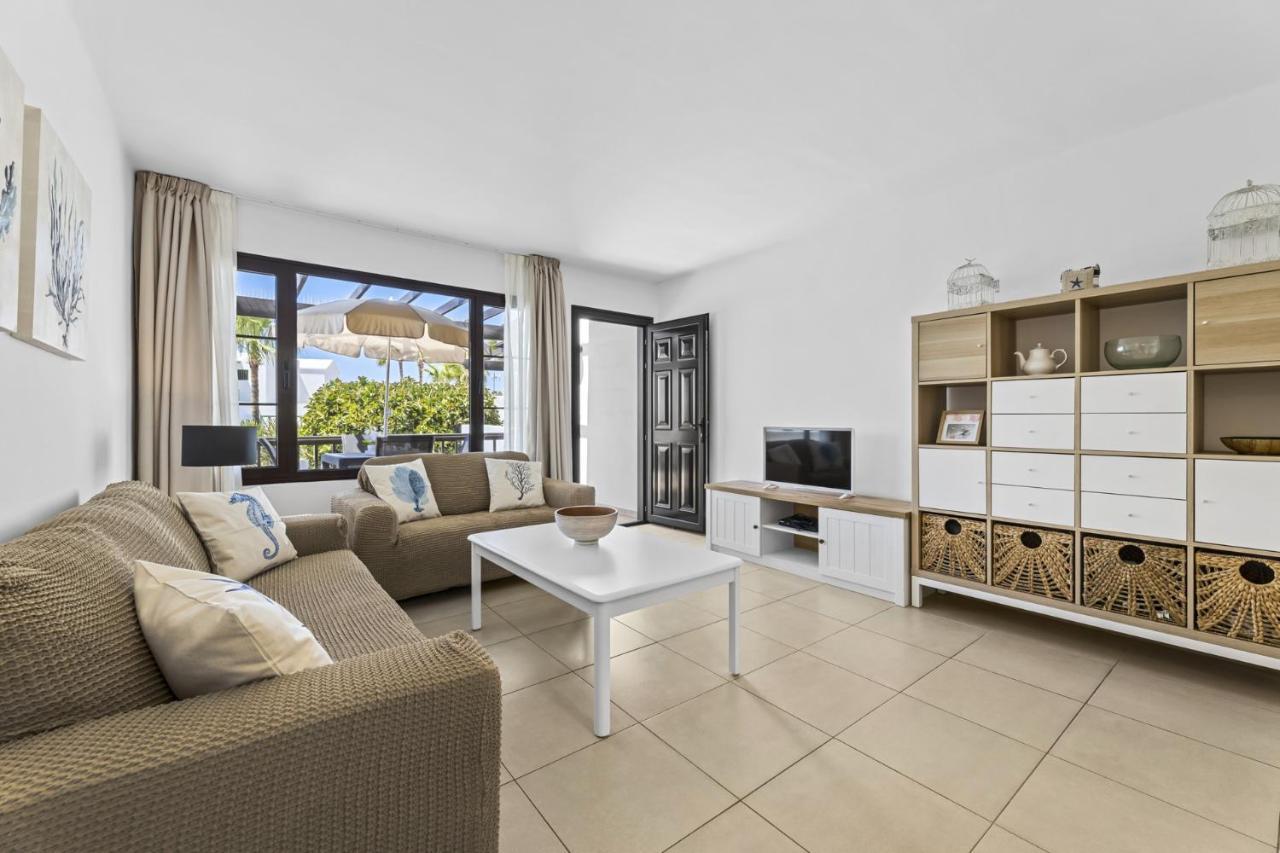 Appartamento Casahost Bastian Boutique I Seaview Costa Teguise Esterno foto